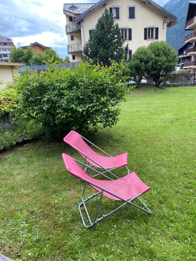 Appartement Style Chalet Avec Grande Terrasse Et Parking Prive Chamonix Exterior foto