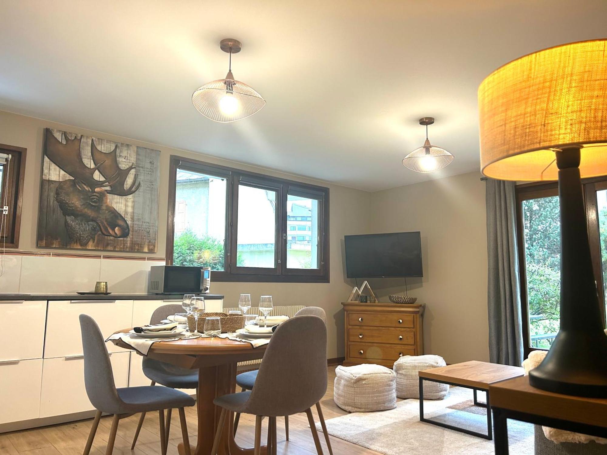 Appartement Style Chalet Avec Grande Terrasse Et Parking Prive Chamonix Exterior foto